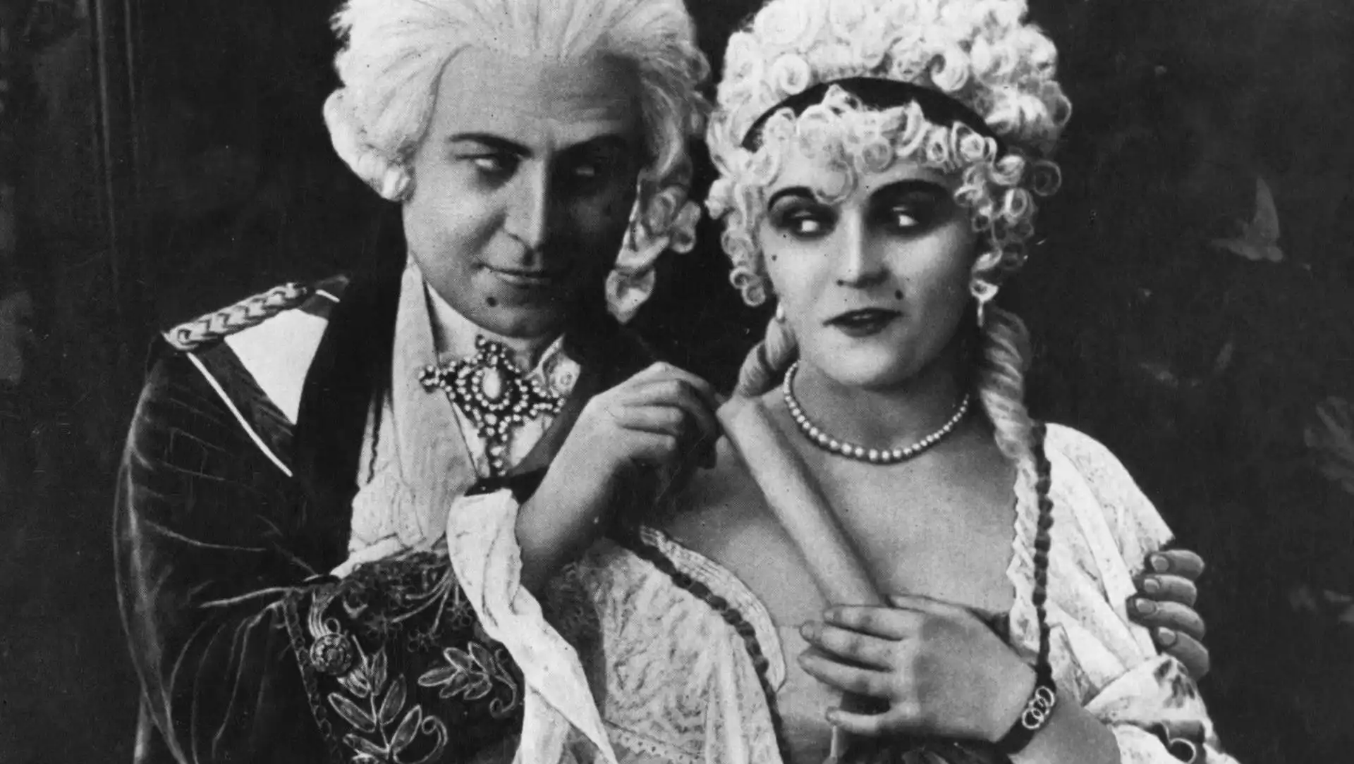 Madame DuBarry (hudba: Boh Vajec & Šimon Michálek)