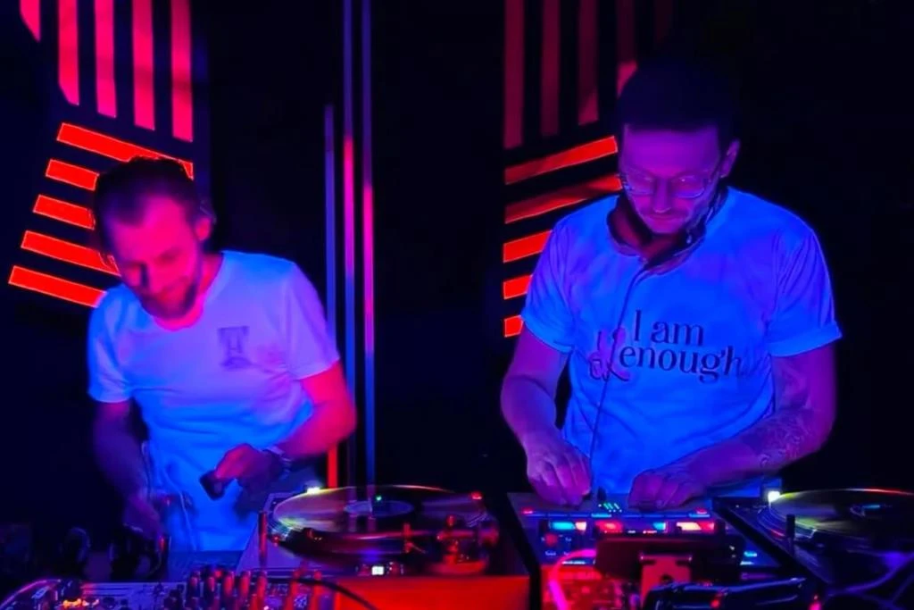 DJs Kjü a Llu (GentleMess)